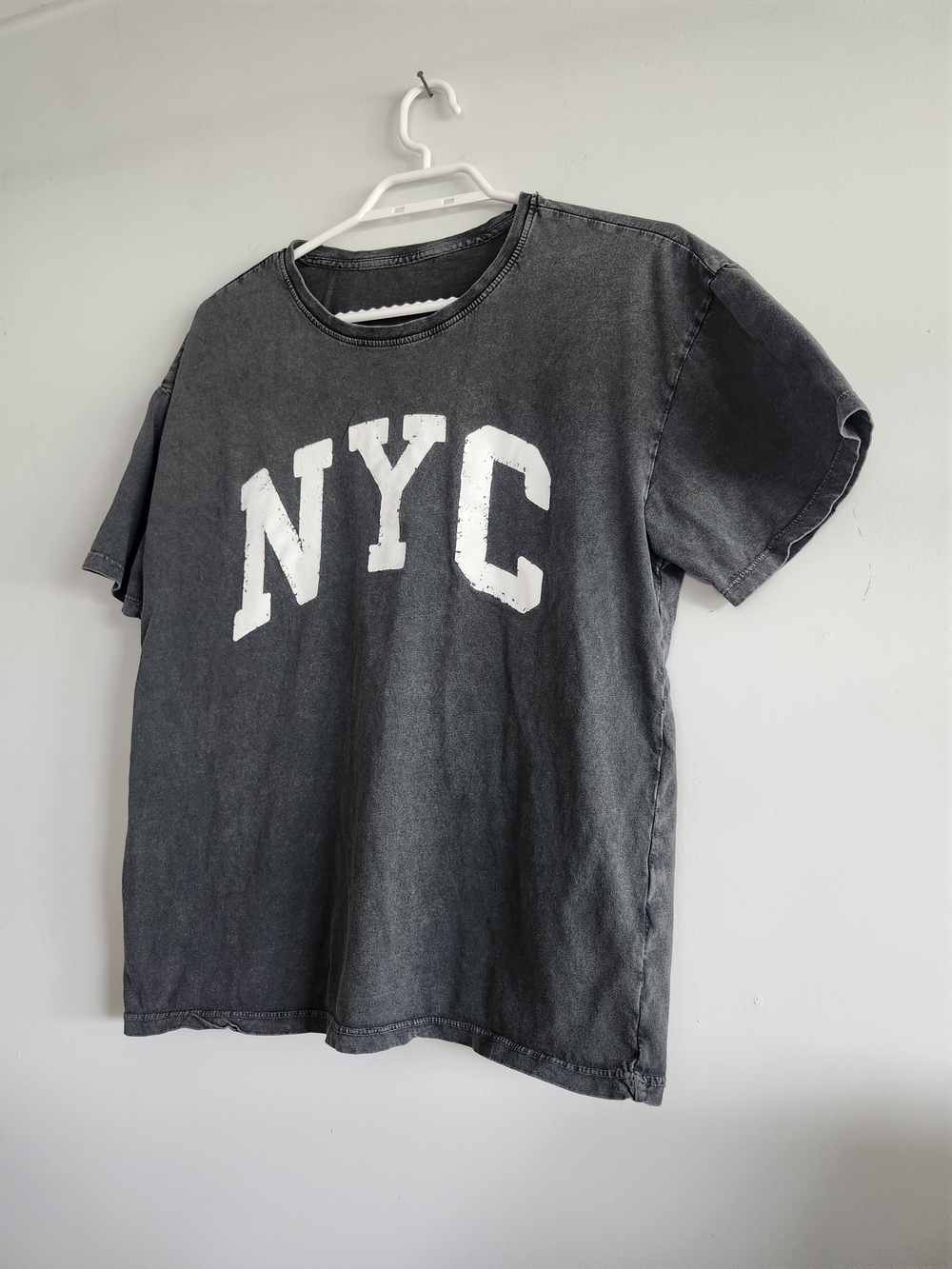 Vintage NYC Graphic Crewneck T-Shirt - Black